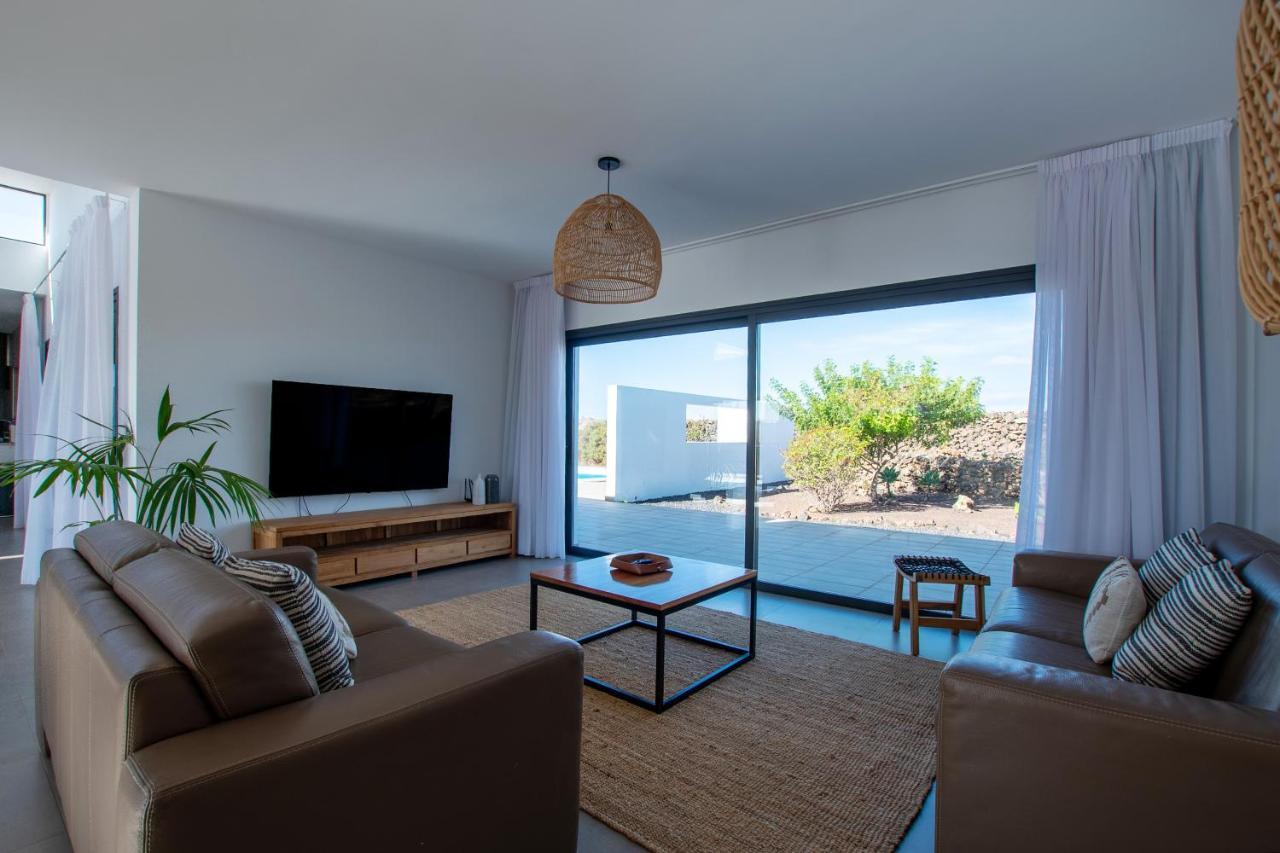 North Shore Villas, Villa Makai, Heated & Shared Pool Лахарес Екстериор снимка
