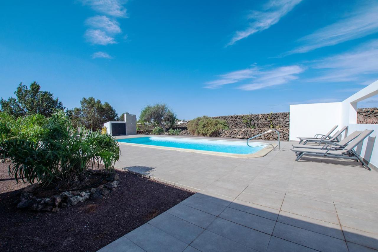 North Shore Villas, Villa Makai, Heated & Shared Pool Лахарес Екстериор снимка